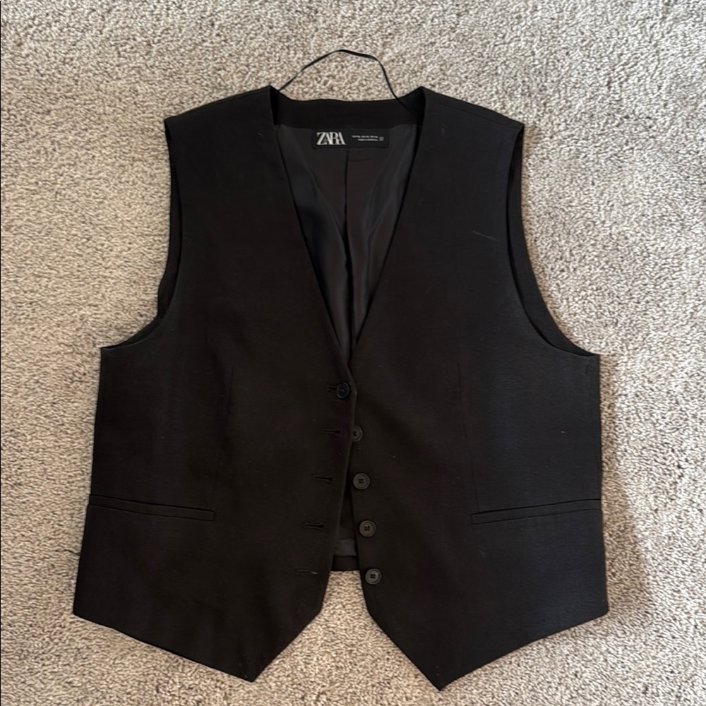 Zara Black Button-Up Vest